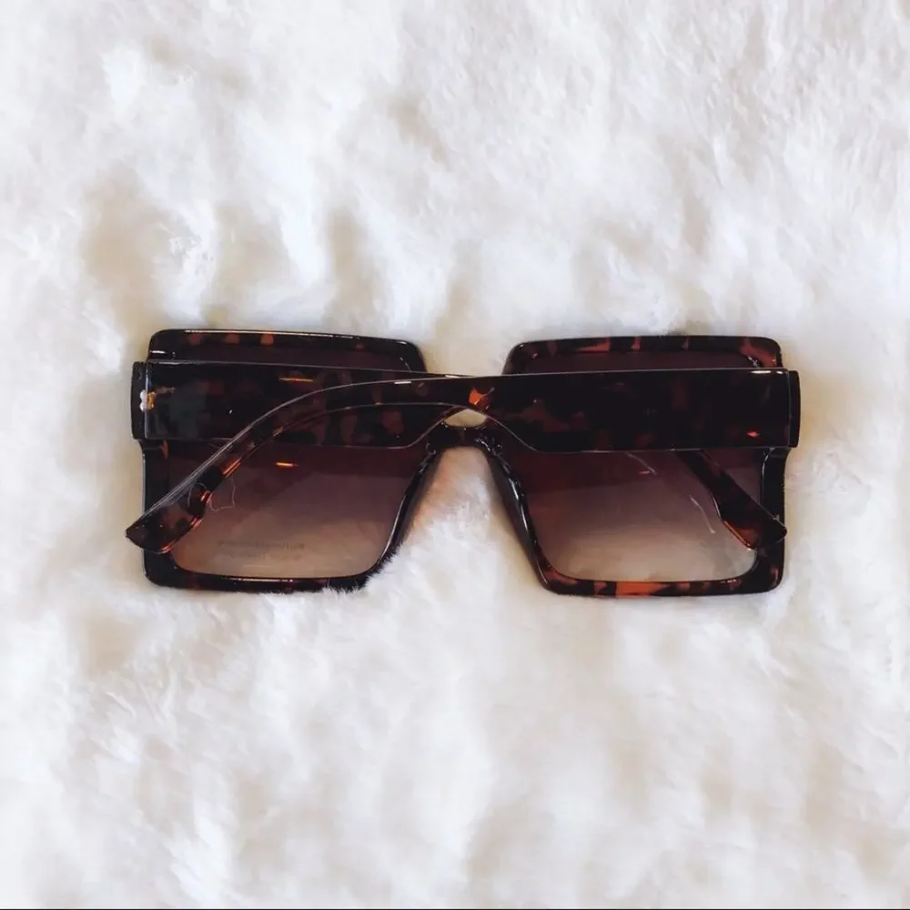 Molly Tortoise Brown Oversize Rectangle Sunglasses